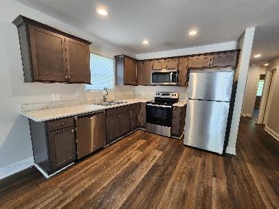 414 White Oak St - Photo 3 of 9