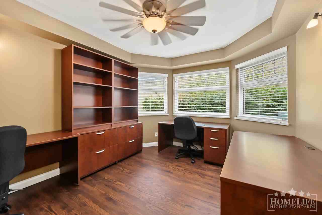 14564 18a Ave - Photo 3 of 33
