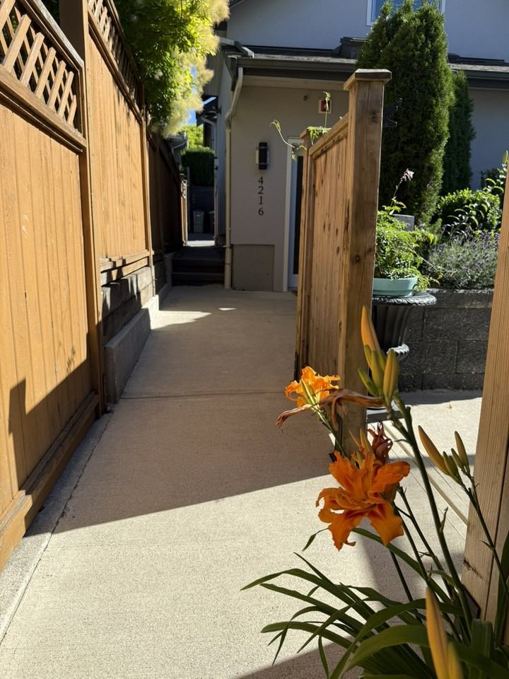 W 10th Ave - Photo 4 of 8
