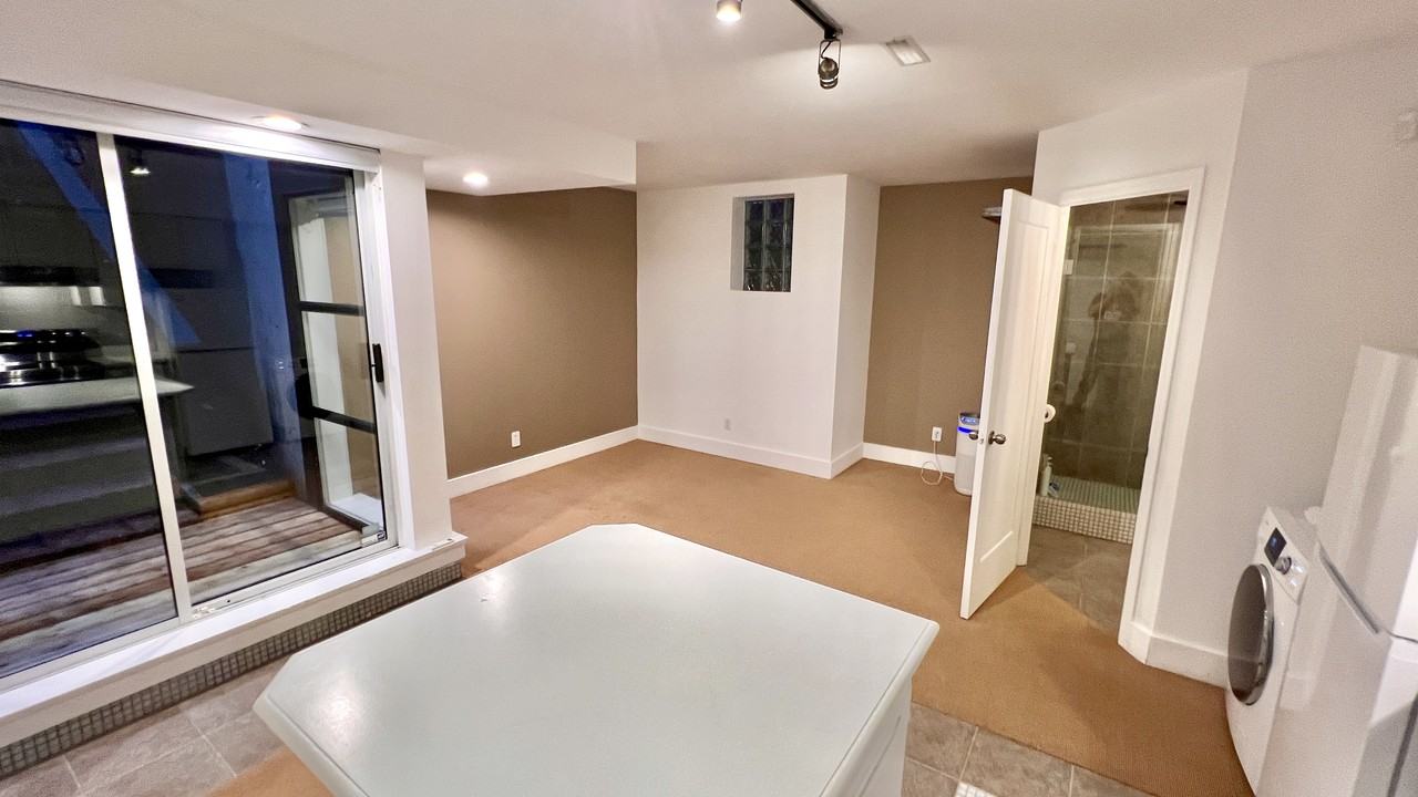 6426 Bruce Street - Photo 2 of 7