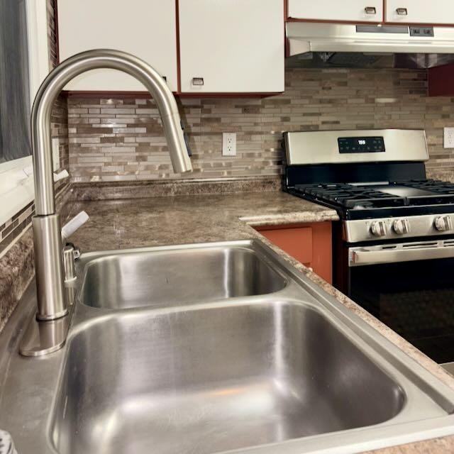 709 Cypress Dr - Photo 3 of 25