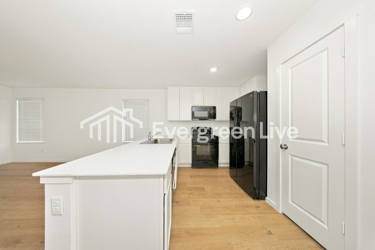 12400 Spruce Knob Ln - Photo 7 of 16
