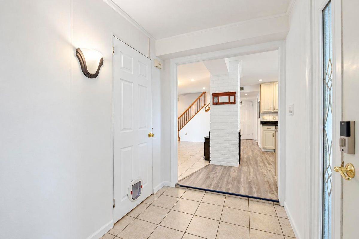 116 Red Maple Dr N - Photo 2 of 48