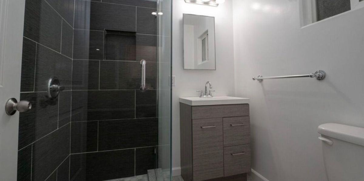 2742 S Rimpau Blvd - Photo 4 of 6
