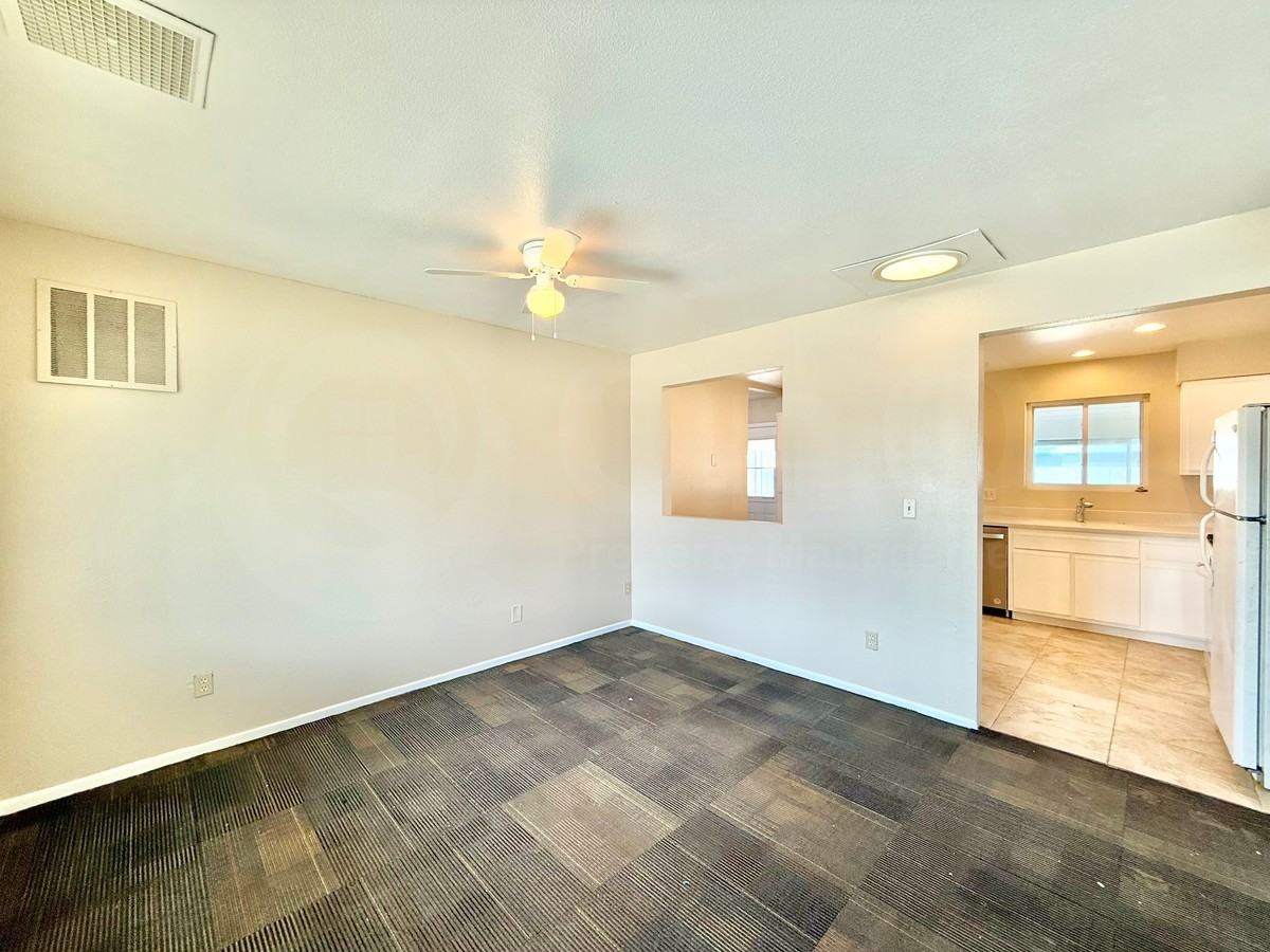 7842 W Colter St - Photo 2 of 17