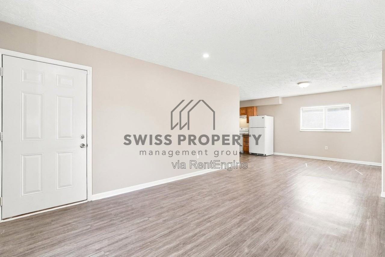 6375 Silverleaf Ave - Photo 5 of 21