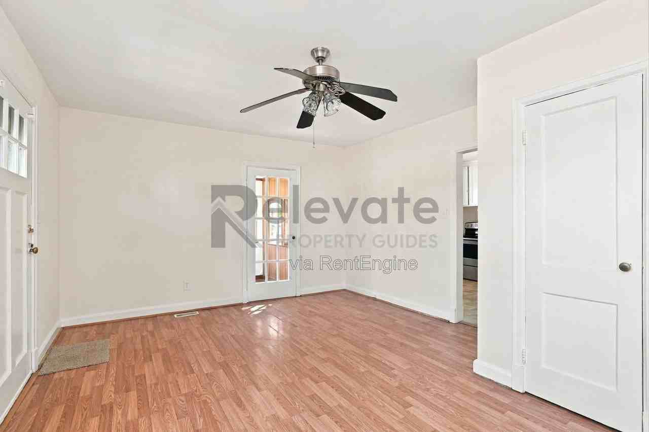 2409 Hungary Rd - Photo 6 of 32