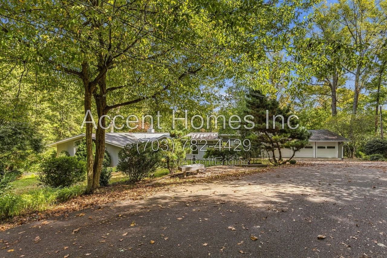 9713 Mill Run Dr - Photo 3 of 50