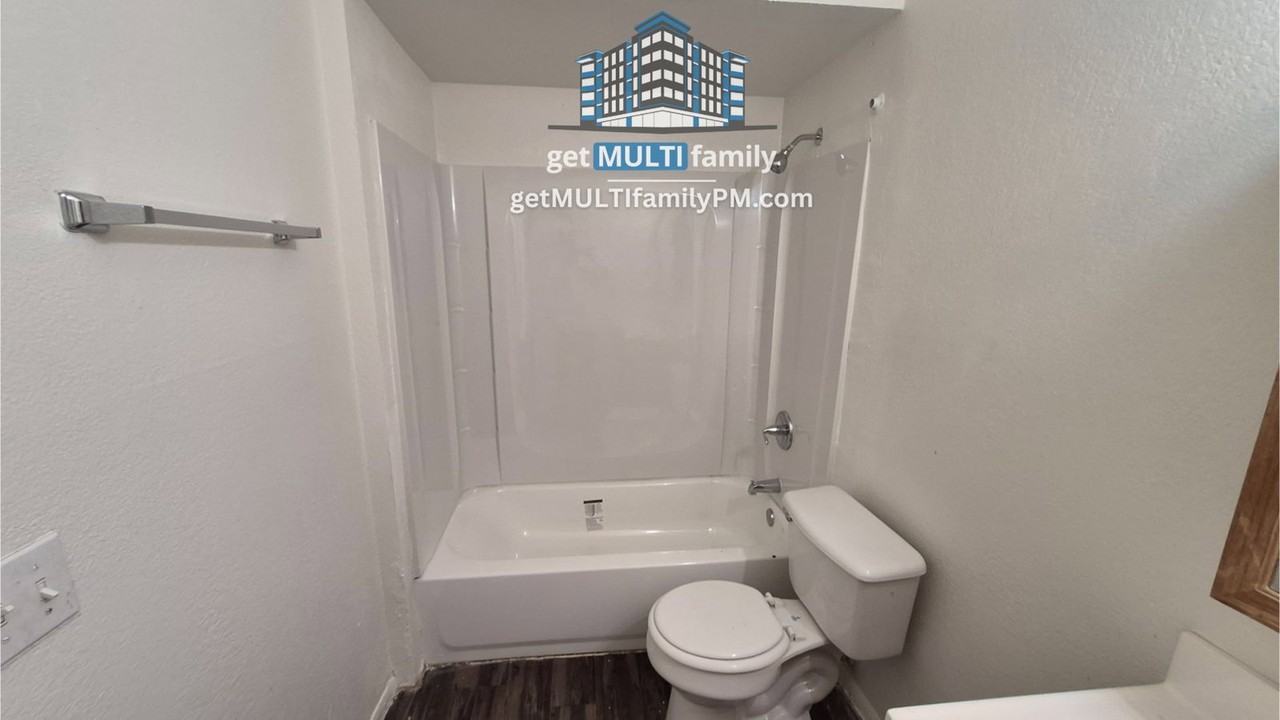 358 N Mcqueen Rd #A - Photo 4 of 20