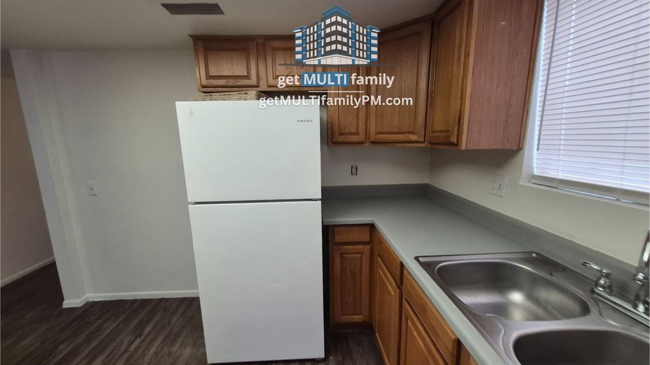 358 N Mcqueen Rd #A - Photo 5 of 20