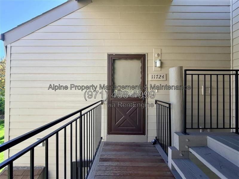 11724 Sw Boones Bend Dr - Photo 3 of 31