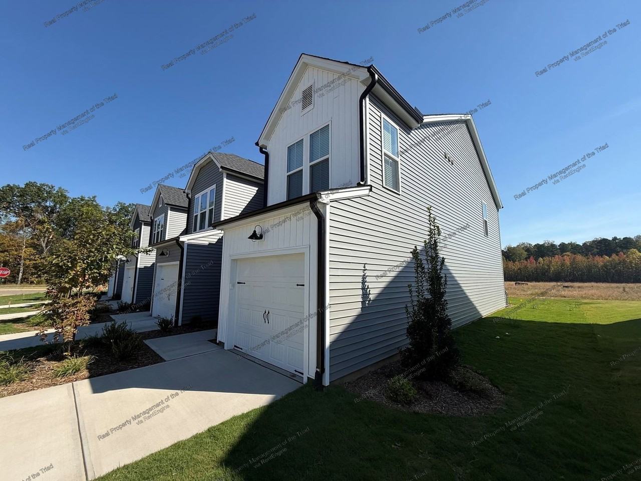 1614 Eckert Ln - Photo 2 of 18