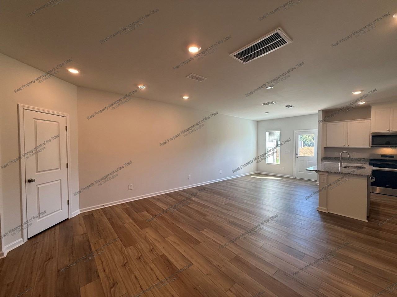 1614 Eckert Ln - Photo 4 of 18