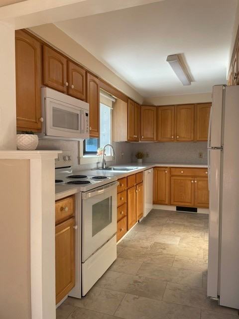 20 Birchwood Ln - Photo 5 of 17