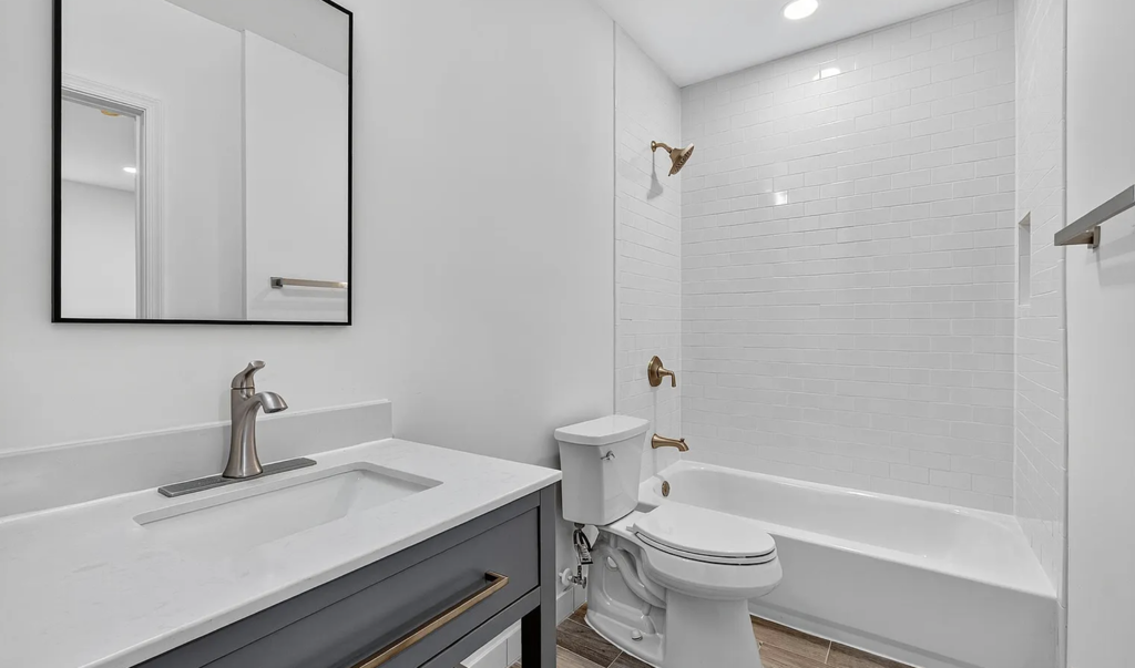 2932 Nelson Pl Se #1 - Photo 3 of 3