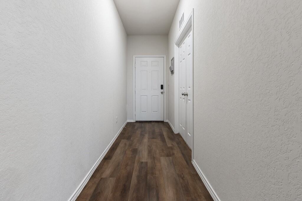 440 Lynwood Gold - Photo 3 of 27