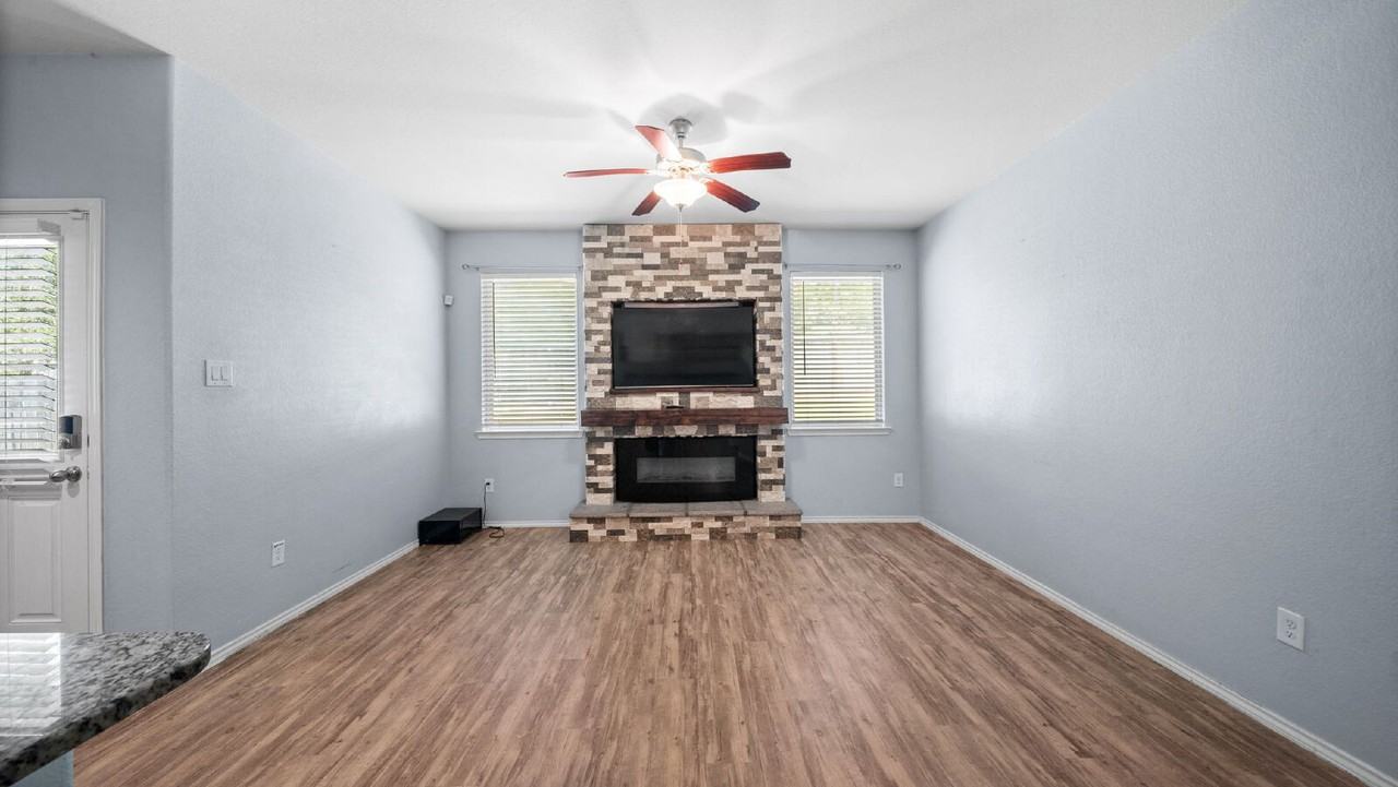 11502 Castle Nugent Ct - Photo 4 of 27