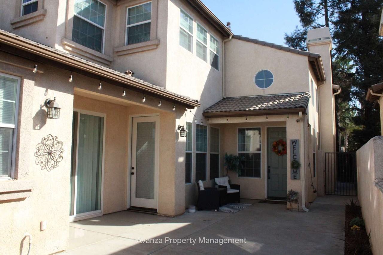2310 Capri - Photo 2 of 24