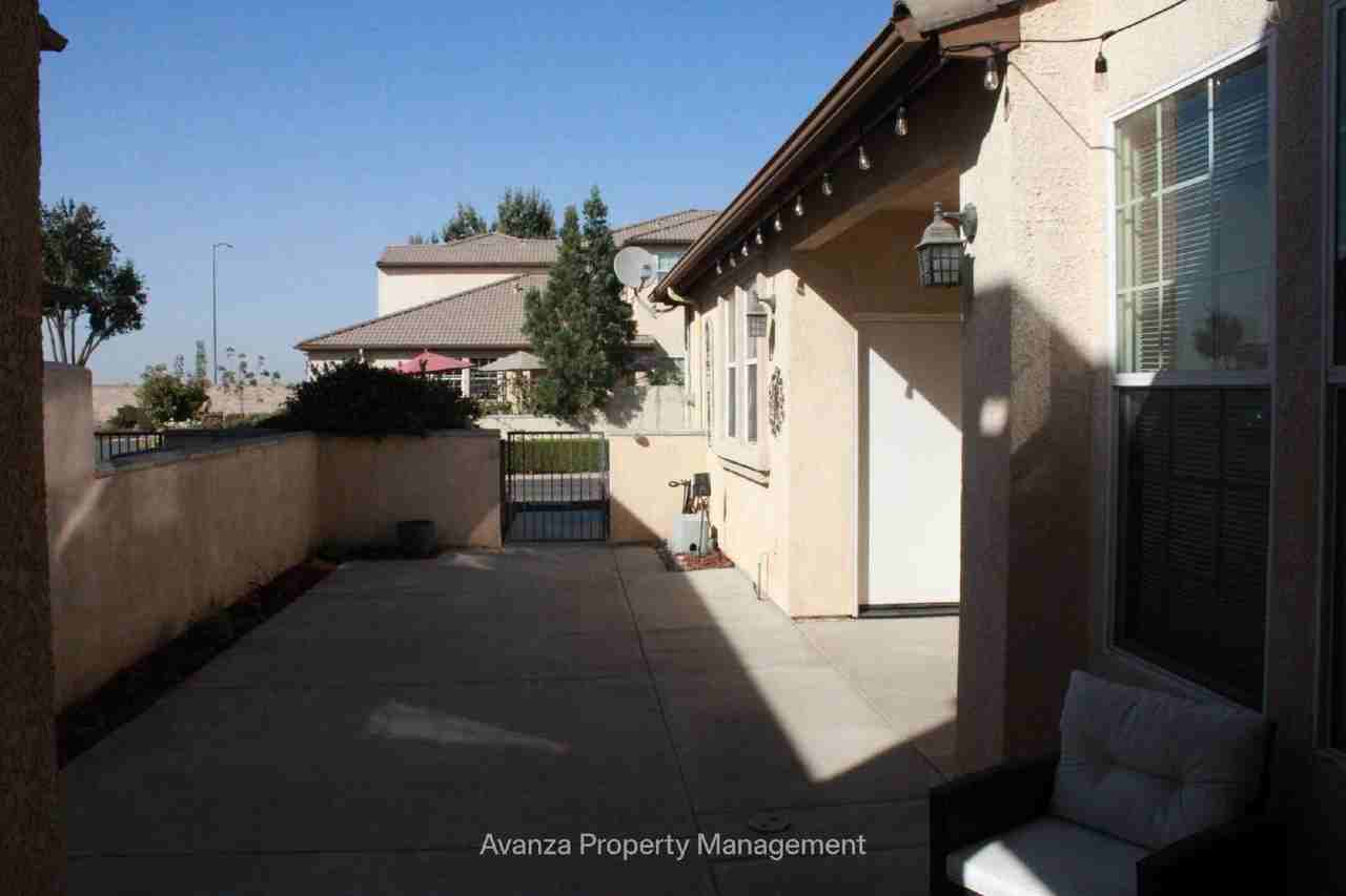 2310 Capri - Photo 3 of 24