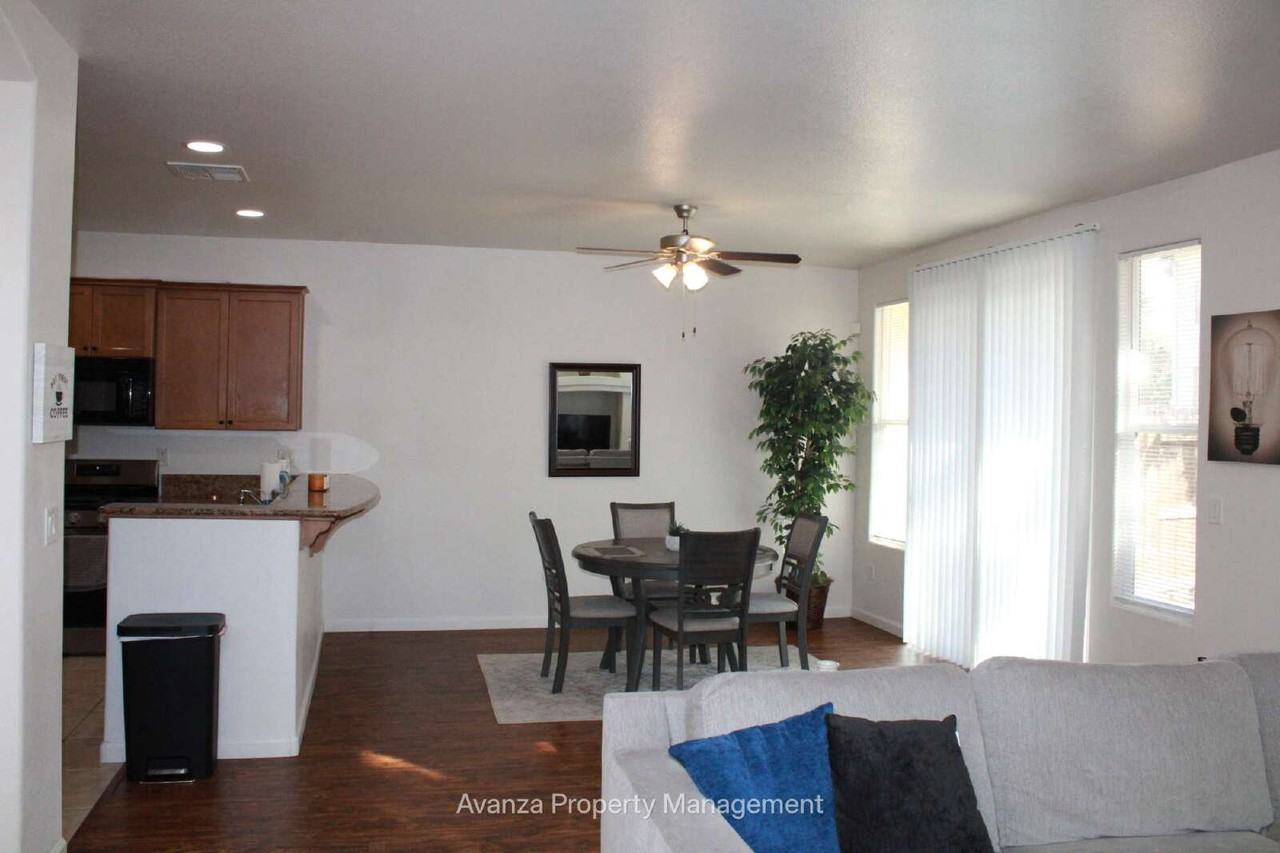 2310 Capri - Photo 7 of 24