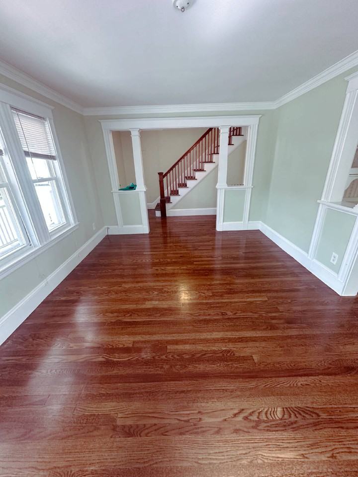 55 Dearborn St - Photo 4 of 31
