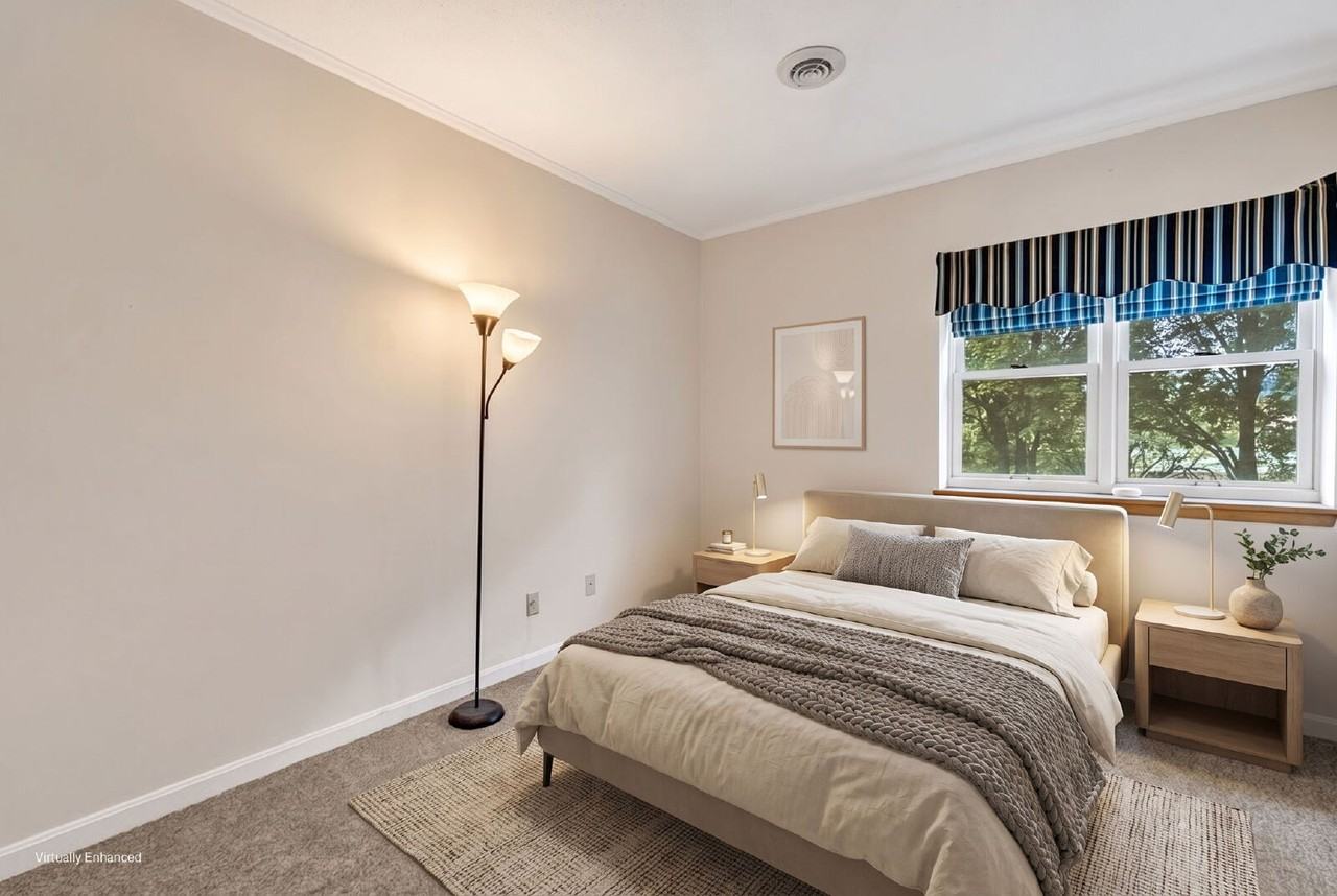 112 Franklin St #C6 - Photo 4 of 50