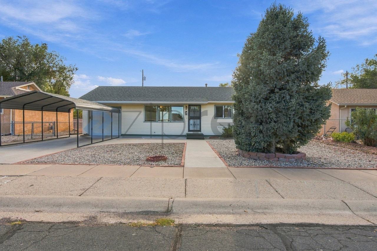 32 Dudley Ave - Photo 2 of 23