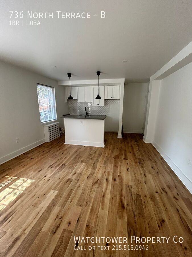 736 North Ter #B - Photo 2 of 34