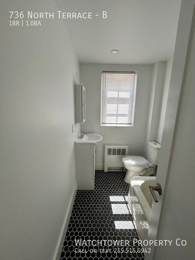 736 North Ter #B - Photo 7 of 34