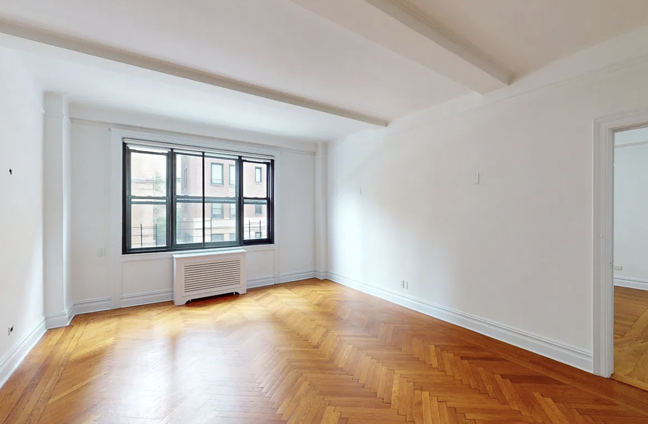 143 E 74th St #9R - Photo 3 of 11