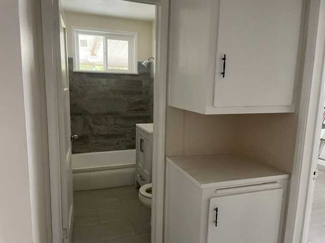 17221 Kittridge St #NA - Photo 2 of 11