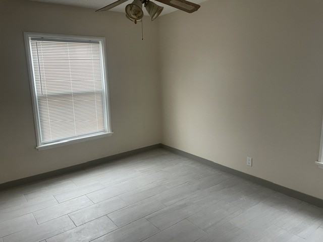 17221 Kittridge St #NA - Photo 6 of 11