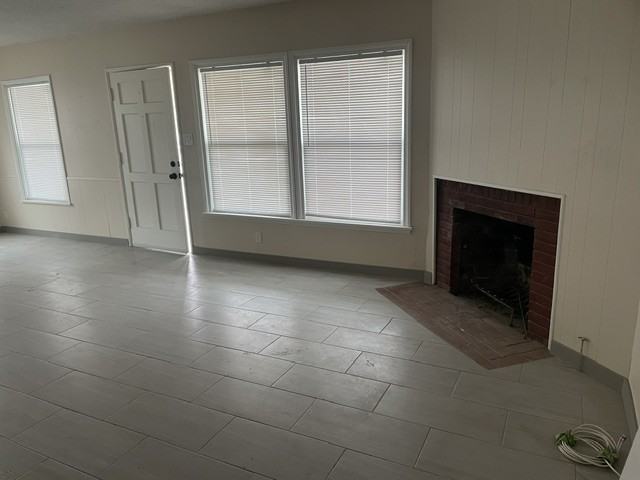 17221 Kittridge St #NA - Photo 7 of 11