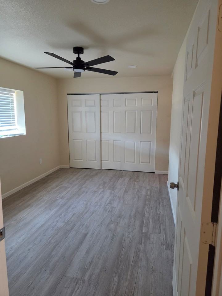 1158 S Pagent Ave #NA - Photo 3 of 8