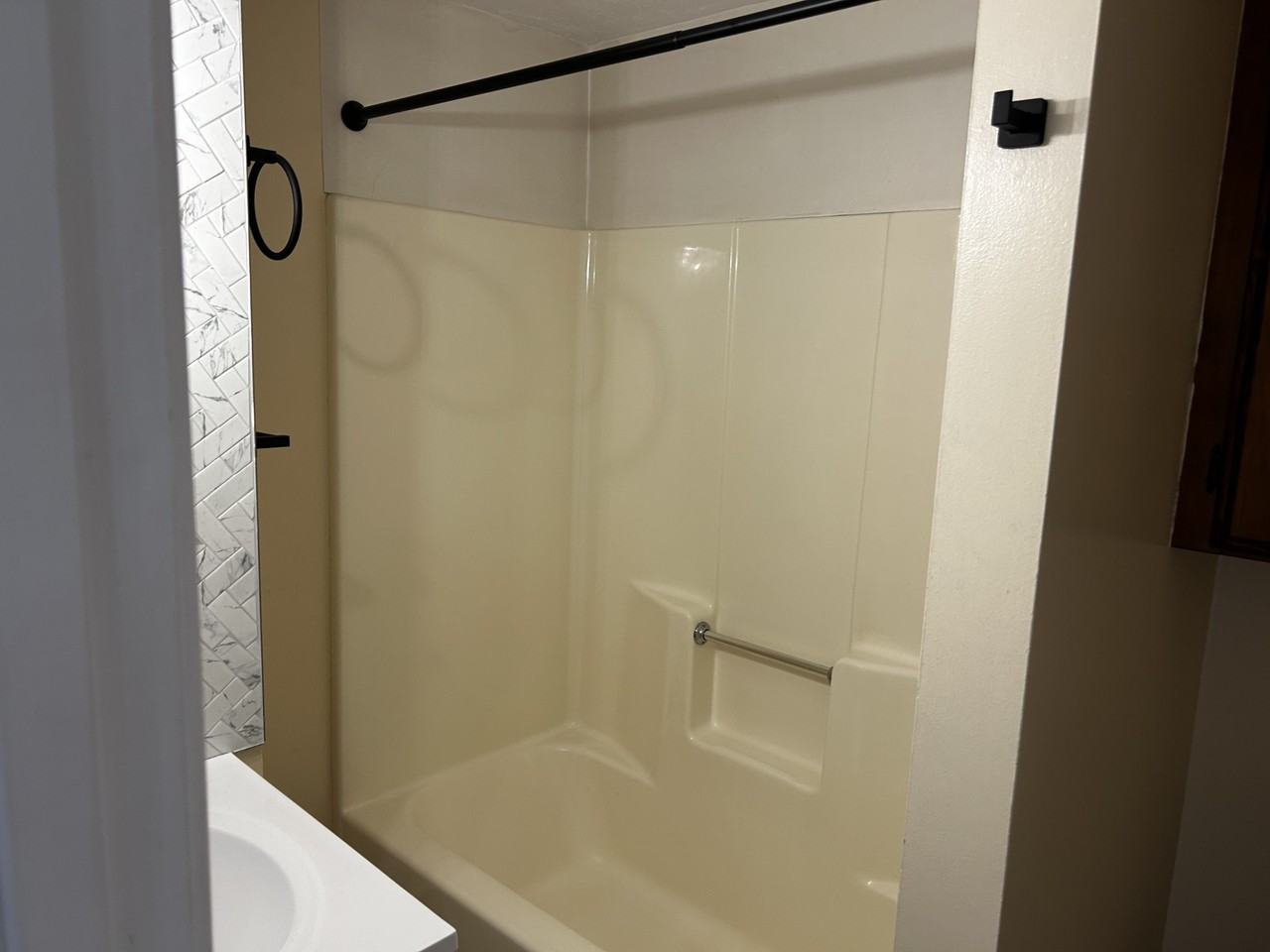 106 Taylor St #NA - Photo 2 of 18
