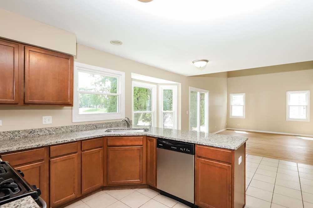 135 Brookwood Ln E #NA - Photo 5 of 13