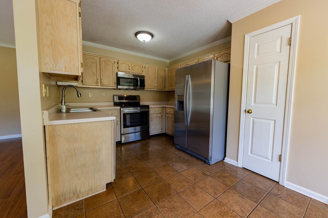 9590 Daly Dr #NA - Photo 7 of 20