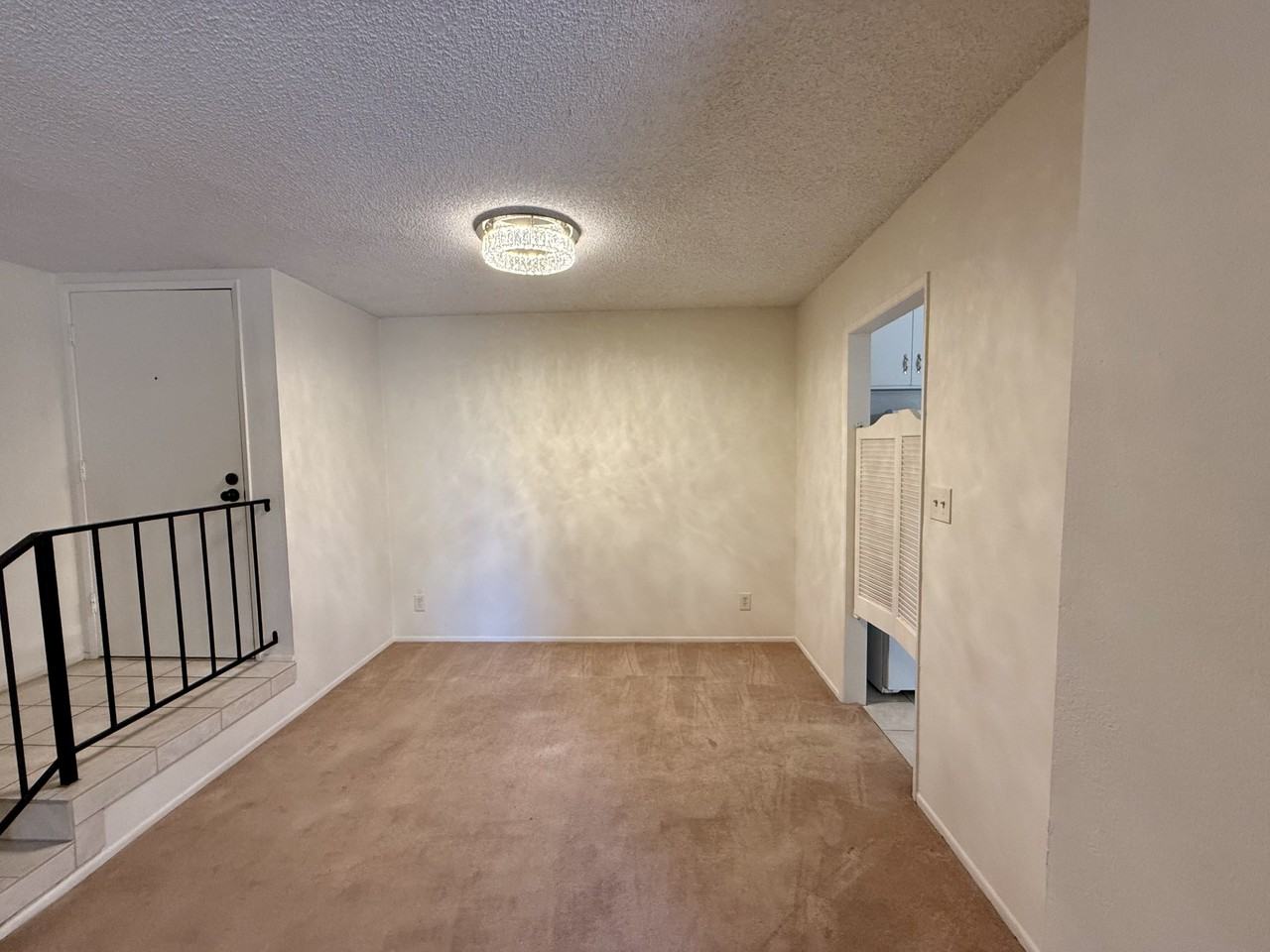 65 N Allen Ave #216 - Photo 4 of 12