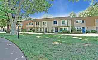 featured image of 8860 La Riviera Dr #C