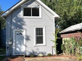 featured image of 1491 Elm St #3