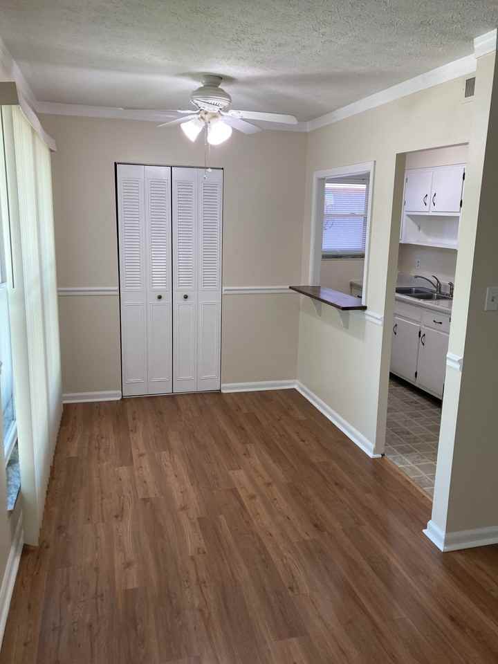 1501 Cowling Ave #5 - Photo 5 of 17