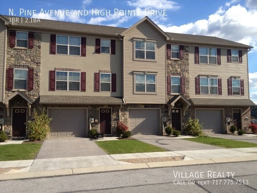 & HIGH POINTE DRIVE #205 - Photo 5 of 50