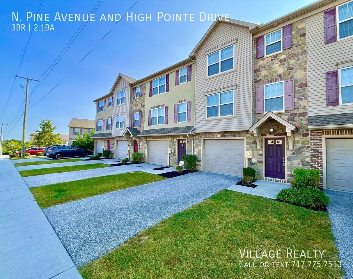 & HIGH POINTE DRIVE #205 - Photo 6 of 50