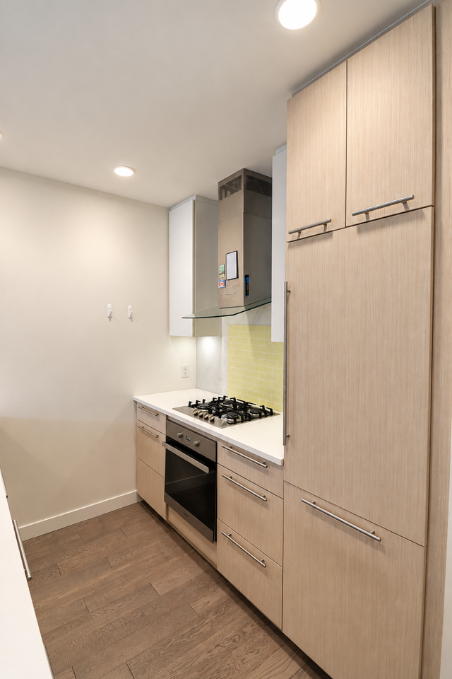4963 Cambie Street #102 - Photo 7 of 21
