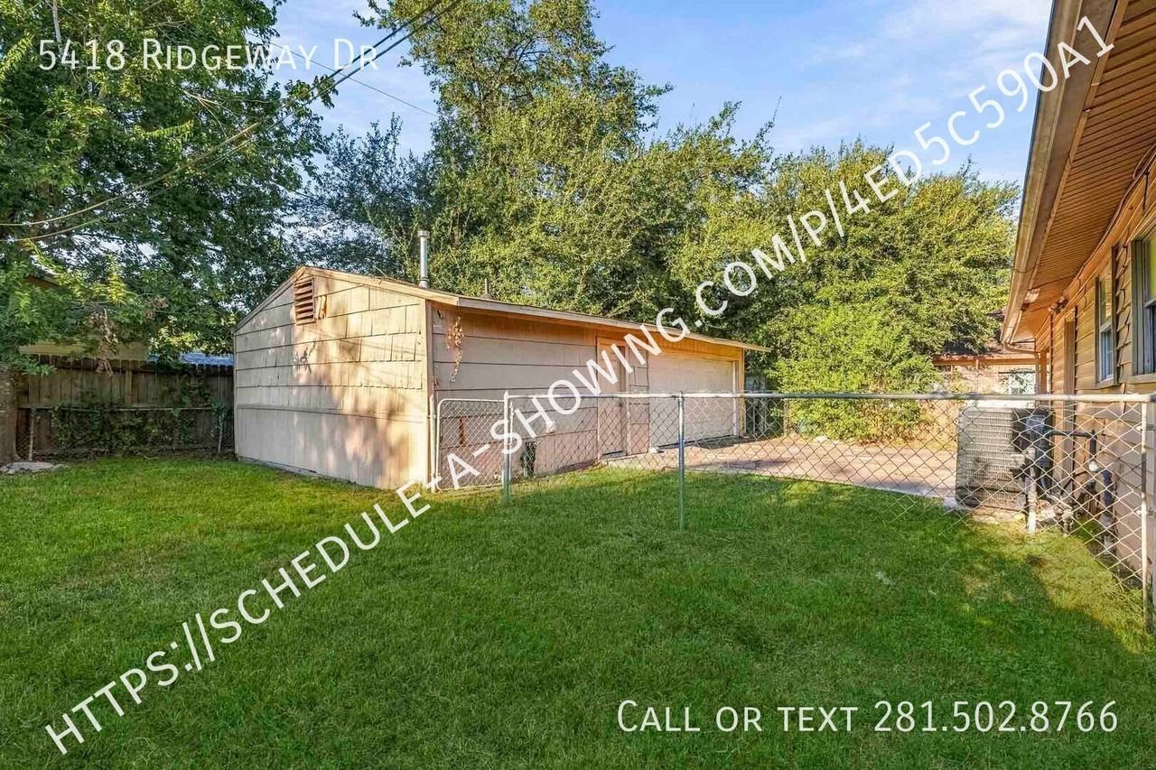 5418 Ridgeway Dr - Photo 4 of 14