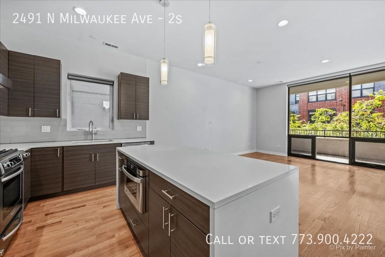 2491 N Milwaukee Ave #2S - Photo 2 of 32
