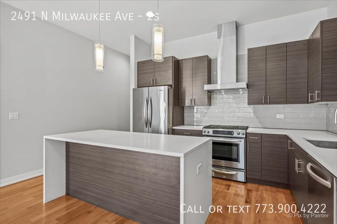 2491 N Milwaukee Ave #2S - Photo 5 of 32