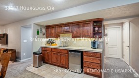 13447 S Hourglass Cir - Photo 1 of 1
