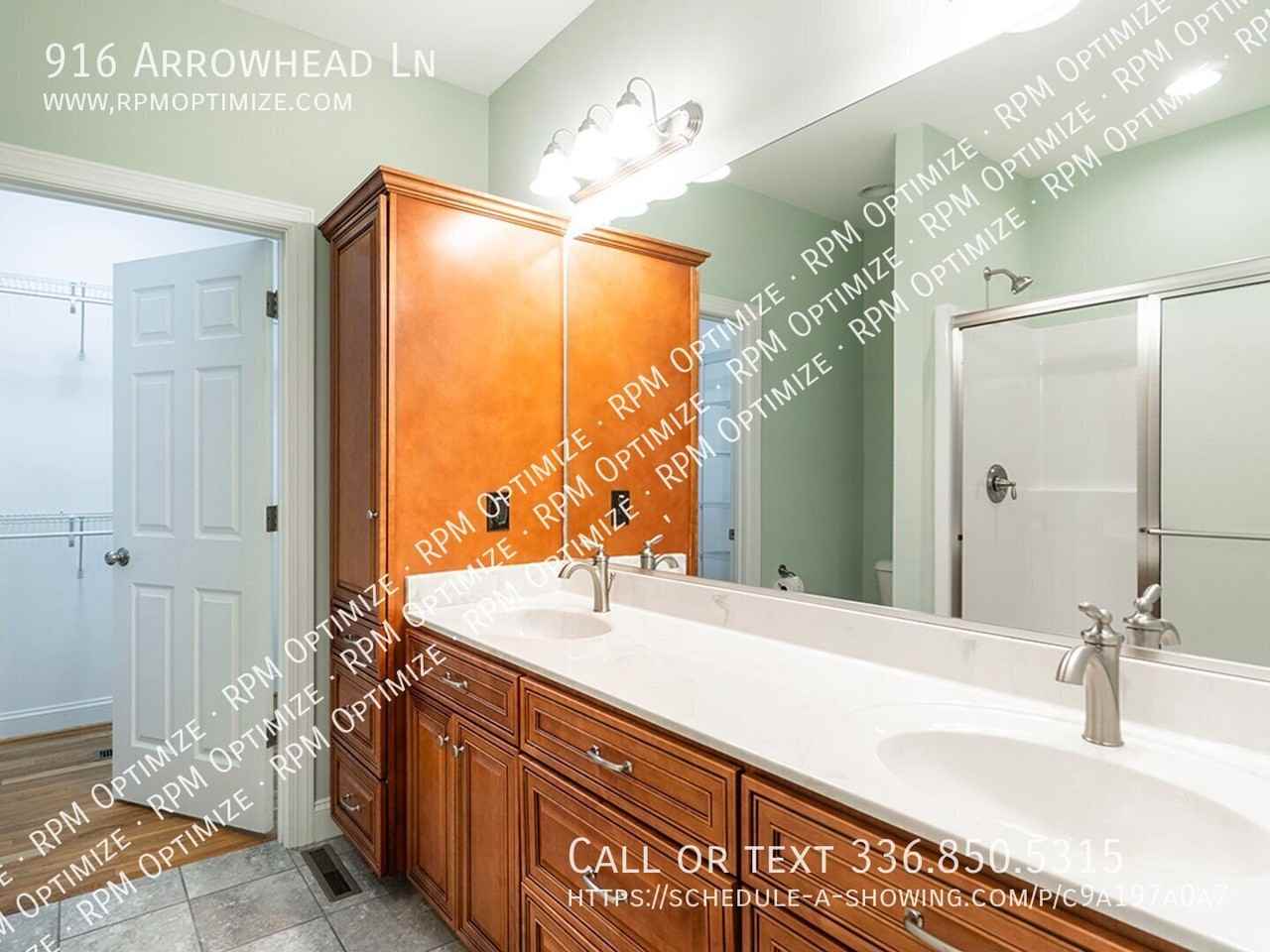 916 Arrowhead Ln - Photo 7 of 38