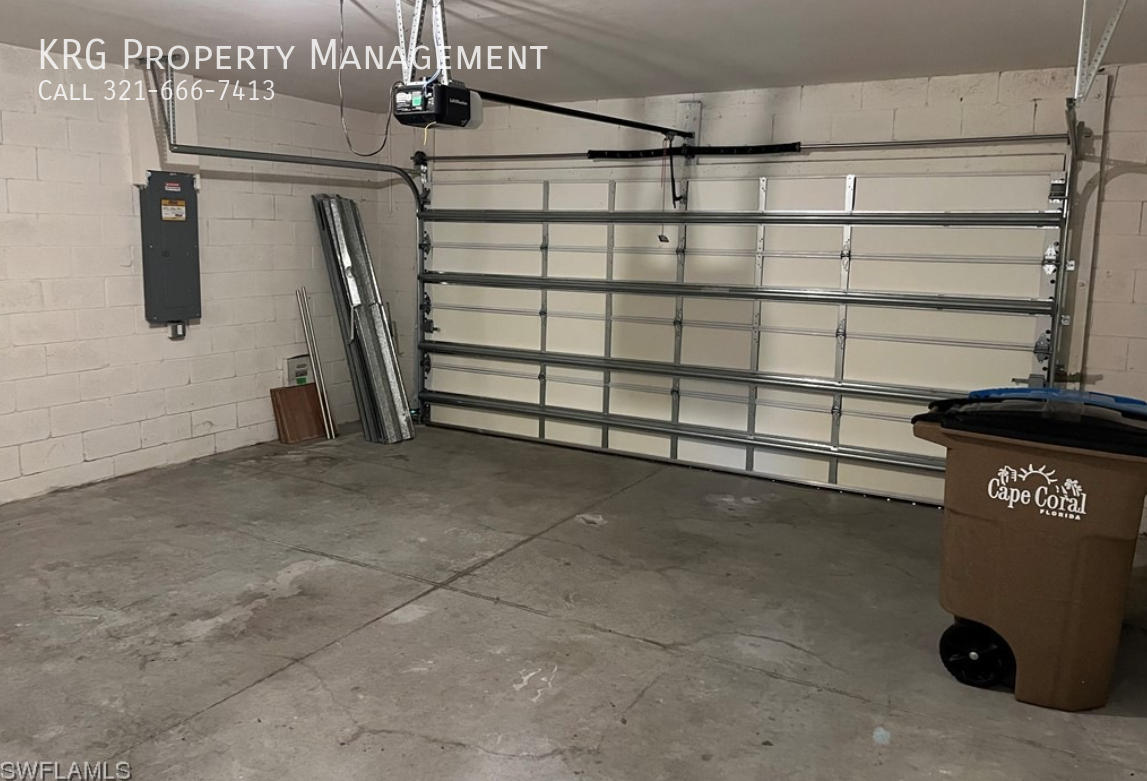 610 Nw 7th St - Photo 2 of 15